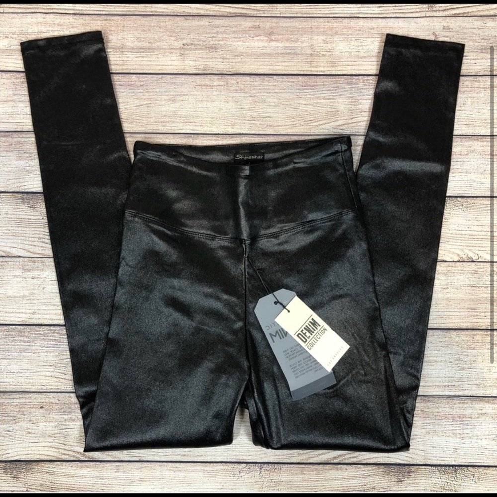 Black shiny leggings - NWT - never worn
